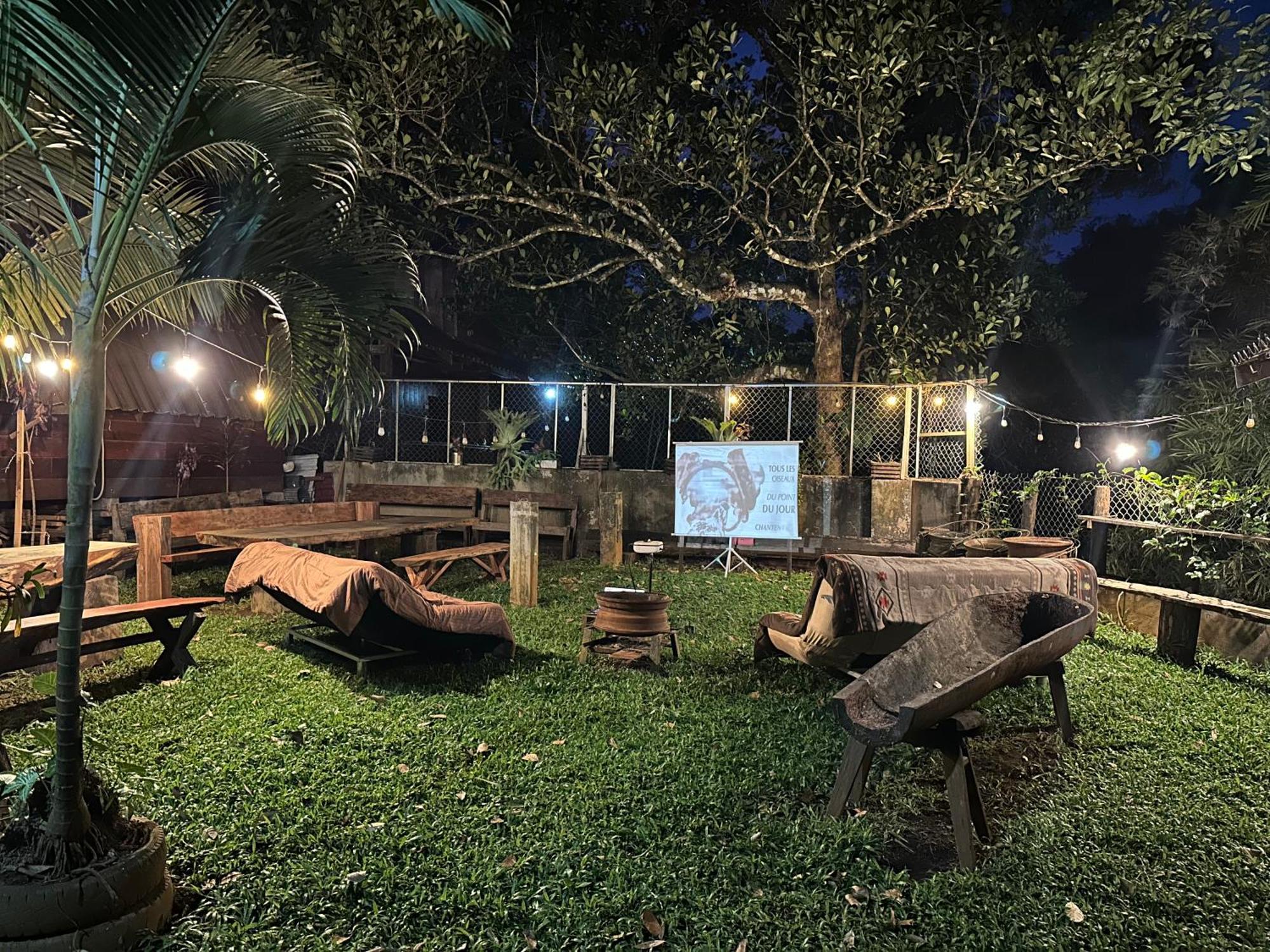 Mondulkiri Pizza Bungalows Сенмонором Экстерьер фото